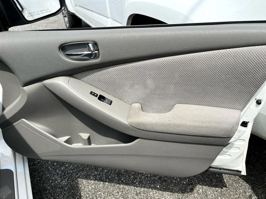 used 2007 Nissan Altima car, priced at $4,950
