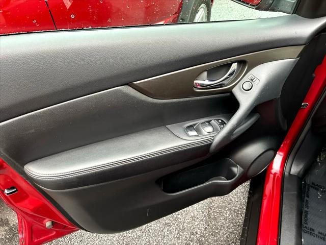 used 2015 Nissan Rogue car, priced at $10,950