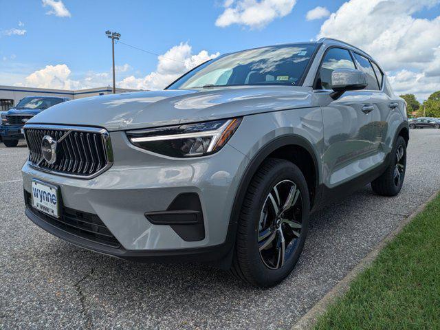 new 2025 Volvo XC40 car, priced at $43,560