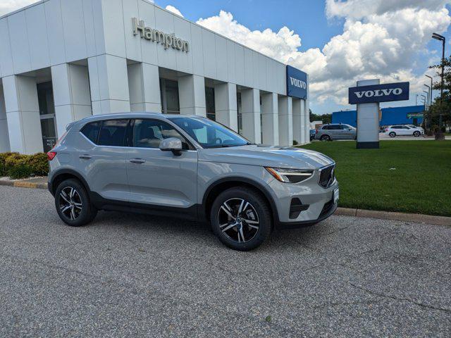 new 2025 Volvo XC40 car, priced at $43,560