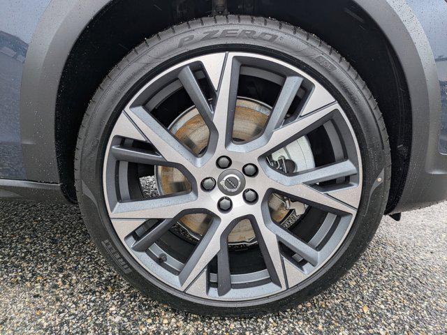 new 2025 Volvo V90 Cross Country car, priced at $68,965