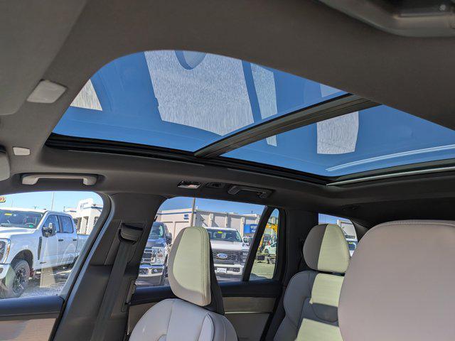 new 2026 Volvo XC90 car, priced at $67,275