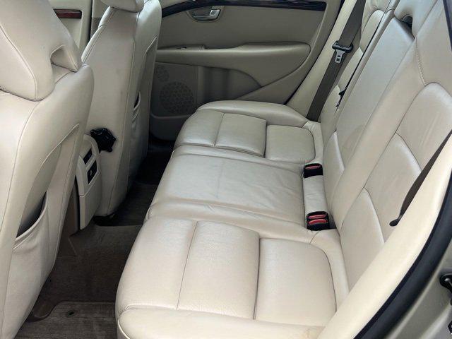 used 2008 Volvo V70 car, priced at $8,995