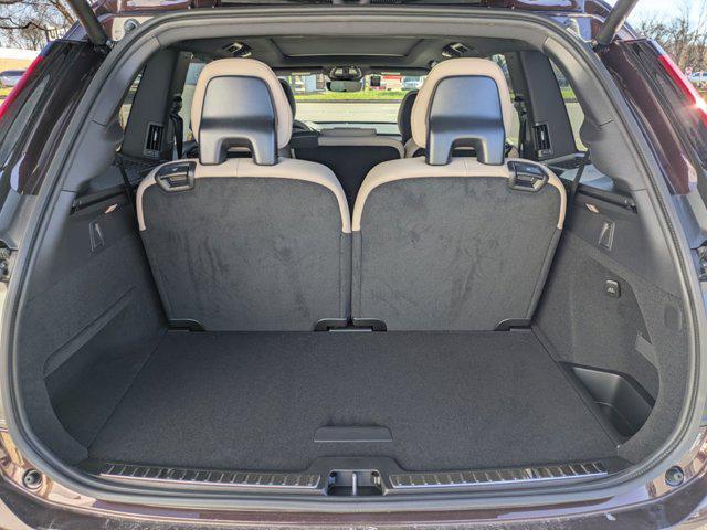 new 2025 Volvo XC90 car, priced at $66,195