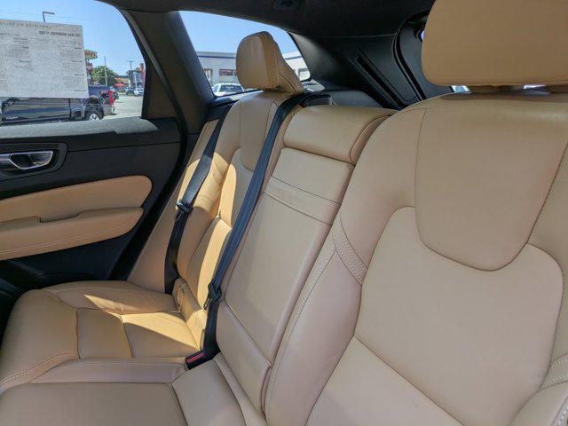 used 2021 Volvo XC60 car, priced at $31,625