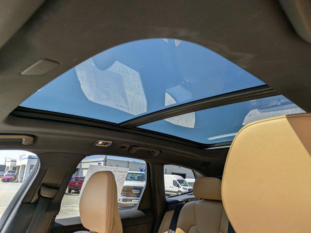 used 2021 Volvo XC60 car, priced at $31,625