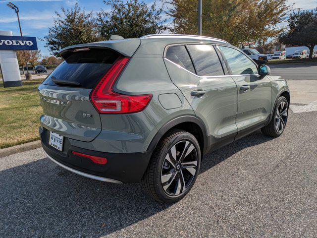 new 2024 Volvo XC40 car, priced at $46,570