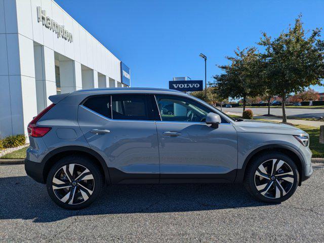 new 2025 Volvo XC40 car, priced at $49,790