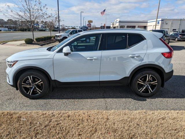 new 2024 Volvo XC40 car, priced at $42,850
