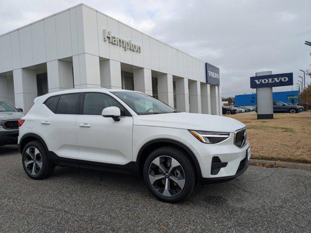 new 2025 Volvo XC40 car, priced at $46,015