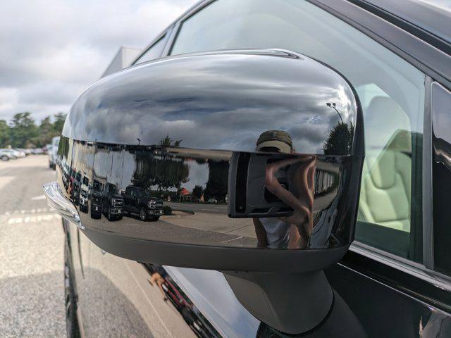 new 2026 Volvo XC90 Plug-In Hybrid car