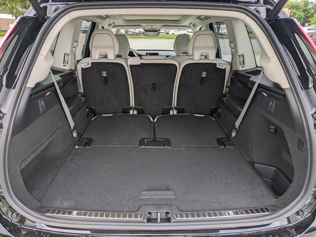 new 2026 Volvo XC90 Plug-In Hybrid car