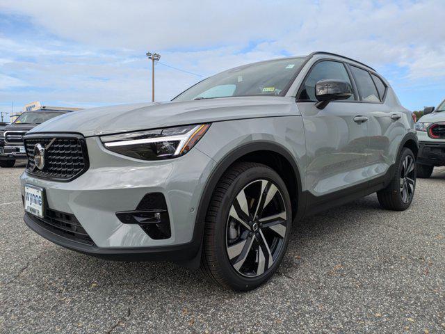 new 2025 Volvo XC40 car, priced at $49,790