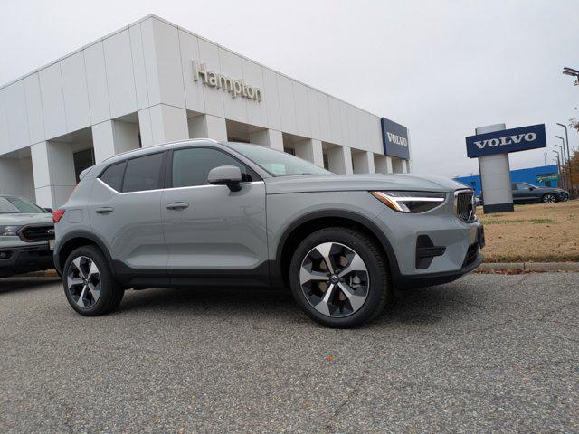 new 2025 Volvo XC40 car, priced at $46,015