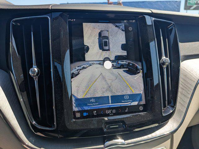 new 2025 Volvo XC60 Plug-In Hybrid car