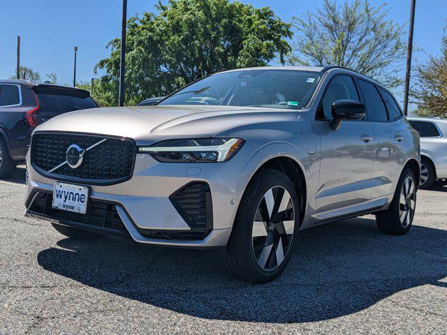 new 2025 Volvo XC60 Plug-In Hybrid car