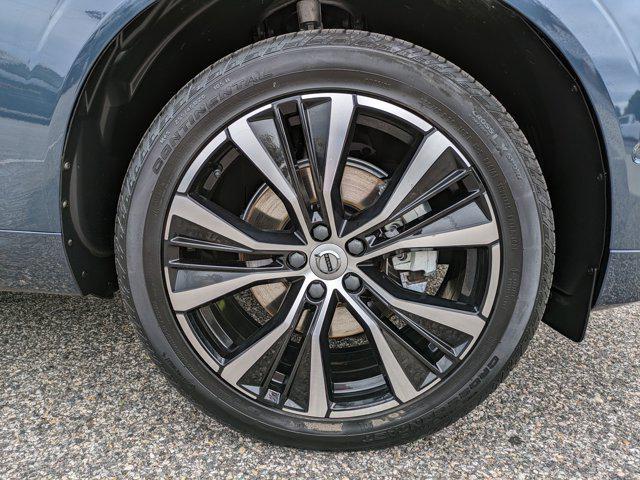 used 2023 Volvo XC60 car, priced at $42,995