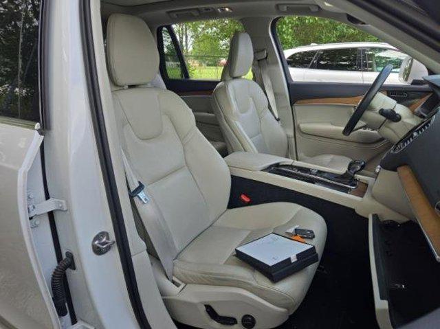 used 2022 Volvo XC90 car, priced at $42,995