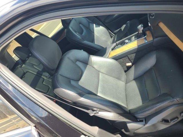 used 2022 Volvo XC90 car, priced at $40,575