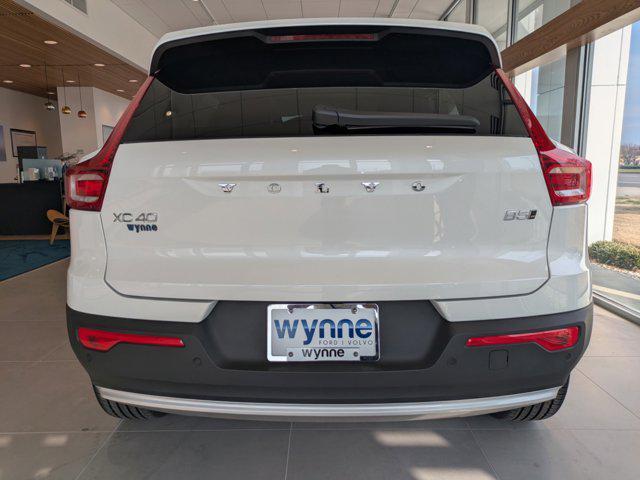 new 2025 Volvo XC40 car, priced at $47,145