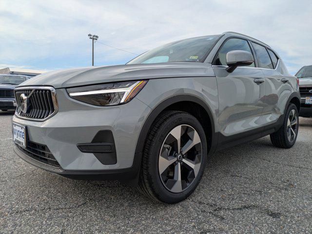 new 2025 Volvo XC40 car, priced at $46,015