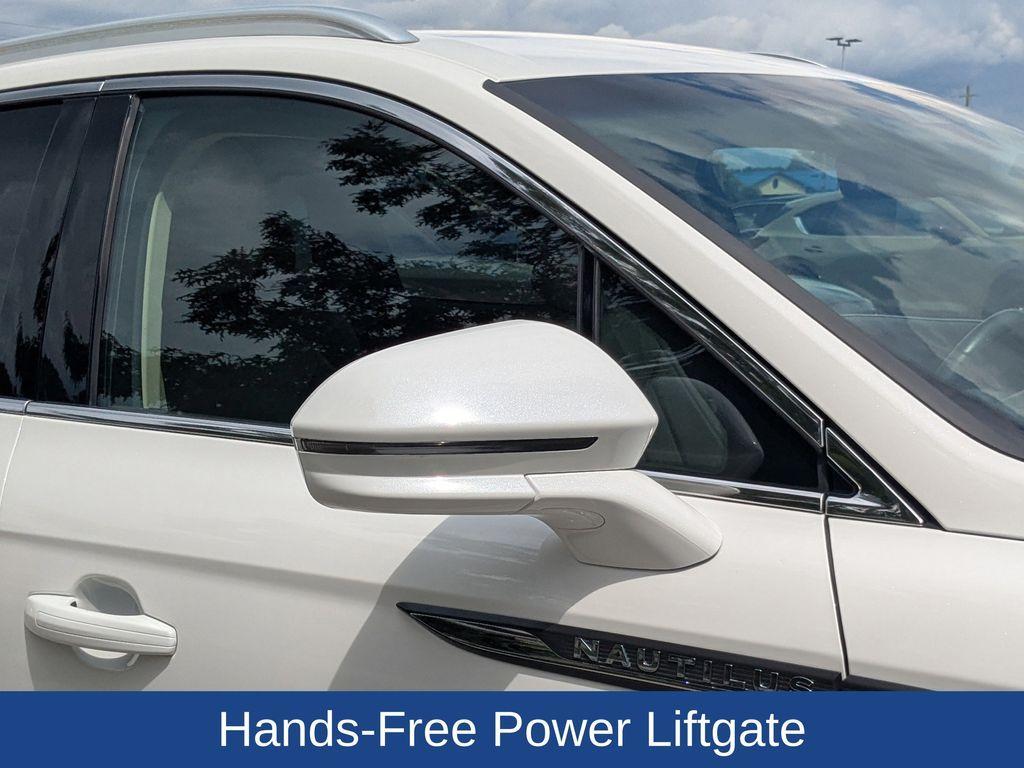 used 2020 Lincoln Nautilus car, priced at $23,500