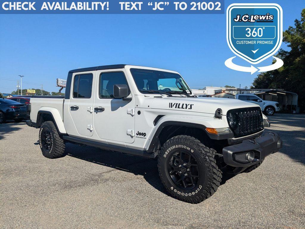 used 2024 Jeep Gladiator car, priced at $38,000