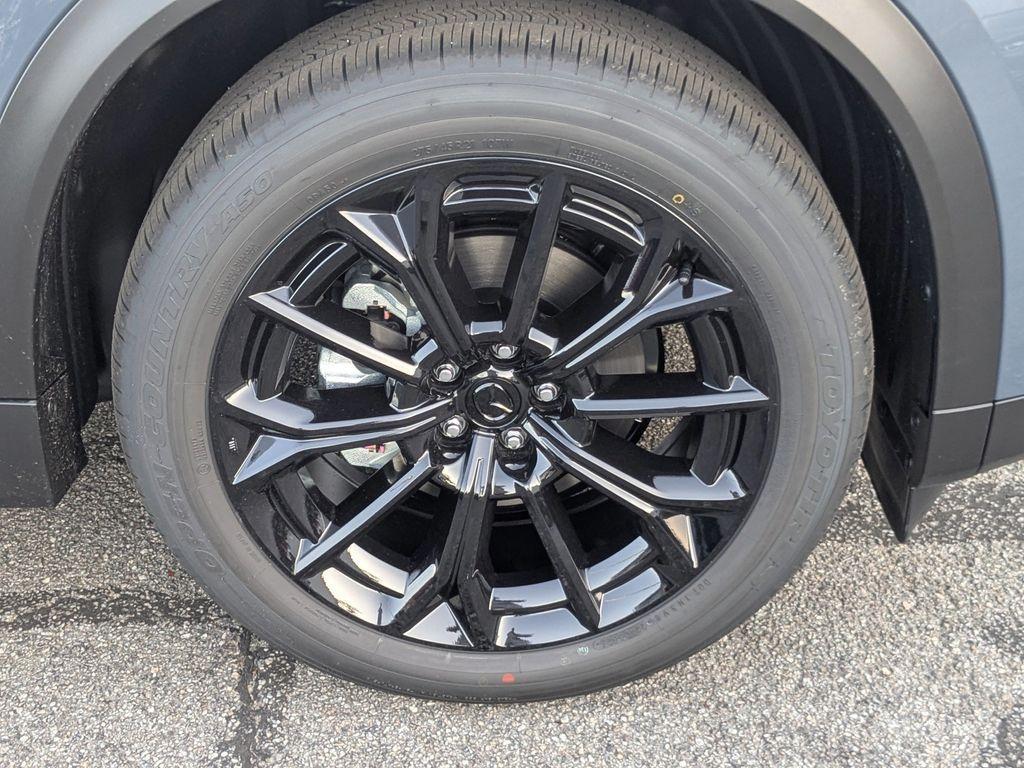 new 2026 Mazda CX-70 car