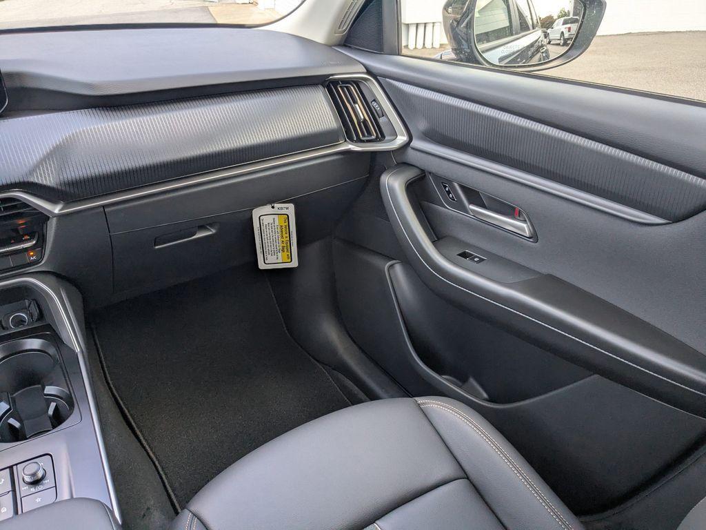 new 2025 Mazda CX-90 car, priced at $39,176
