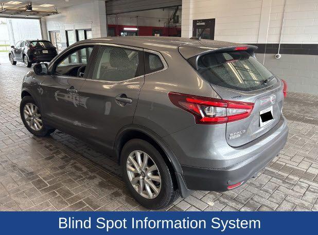 used 2020 Nissan Rogue Sport car, priced at $15,000
