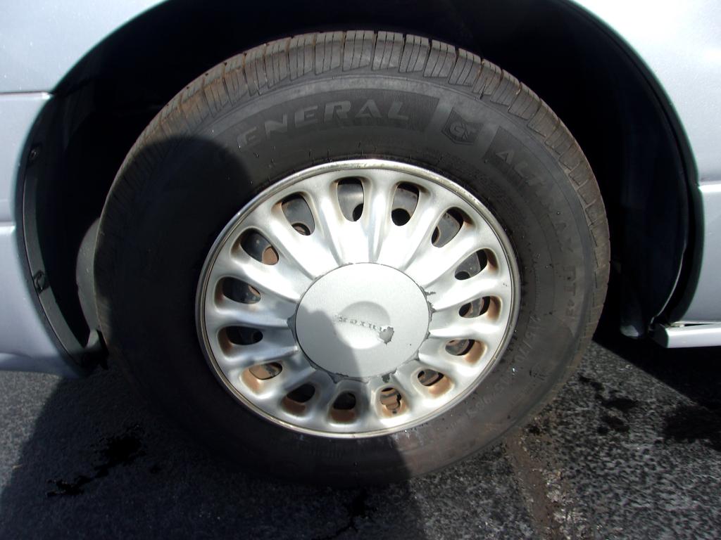 used 2004 Buick LeSabre car, priced at $4,995