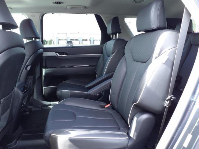 used 2024 Hyundai Palisade car, priced at $41,950