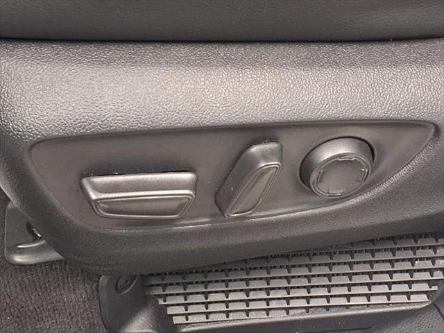 used 2023 Toyota Sienna car, priced at $49,550