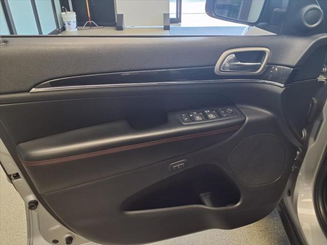 used 2017 Jeep Grand Cherokee car, priced at $20,550