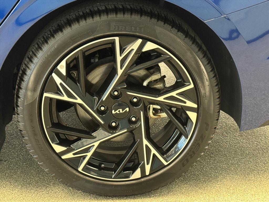 used 2025 Kia K5 car, priced at $29,940