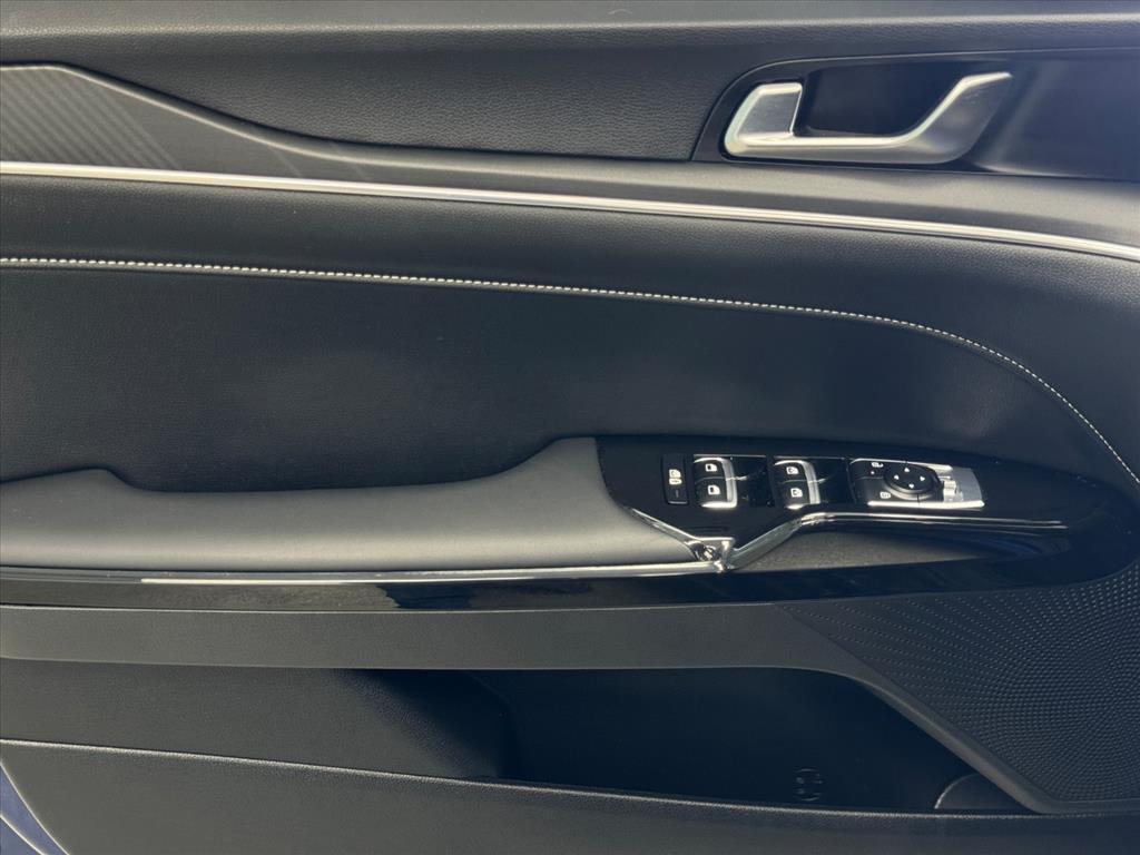 used 2025 Kia K5 car, priced at $29,940