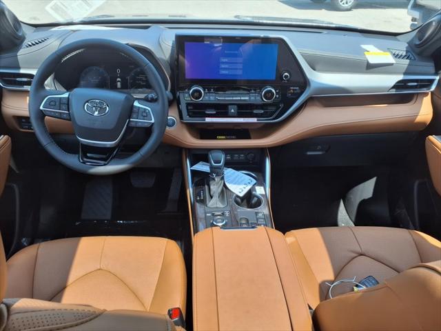 new 2025 Toyota Highlander car, priced at $55,437