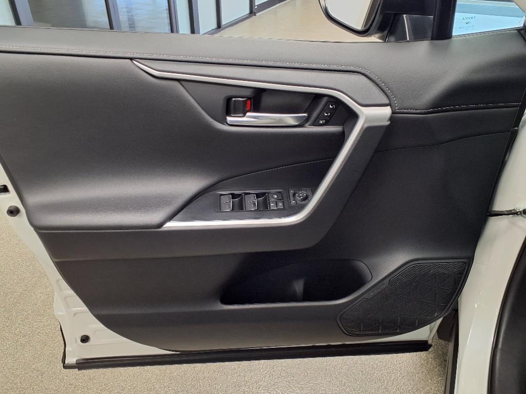 used 2022 Toyota RAV4 Hybrid car, priced at $38,950