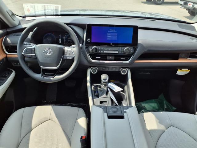 new 2025 Toyota Grand Highlander car, priced at $57,841
