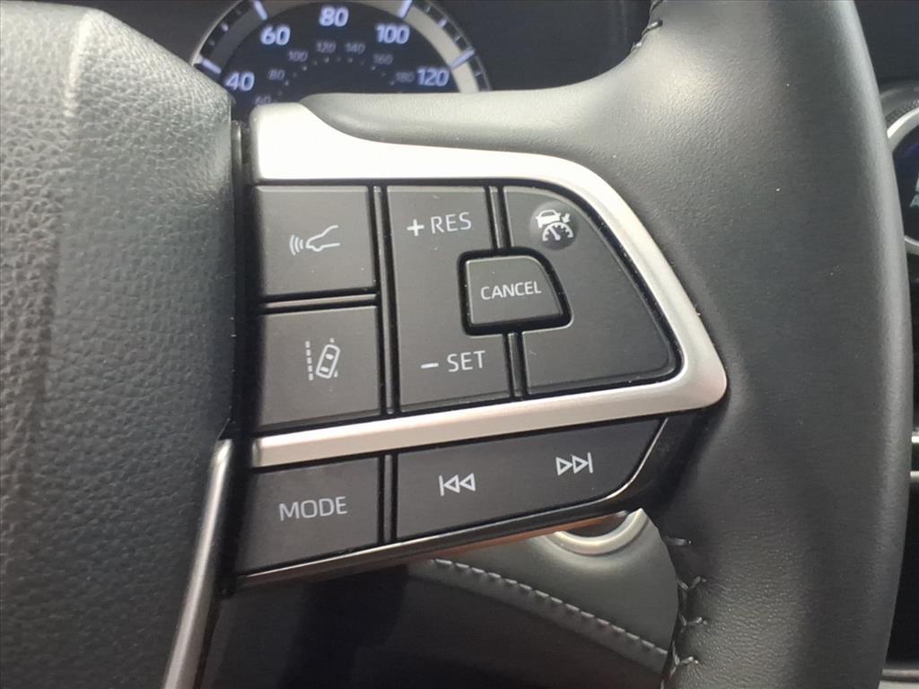 used 2024 Toyota Highlander car, priced at $36,940