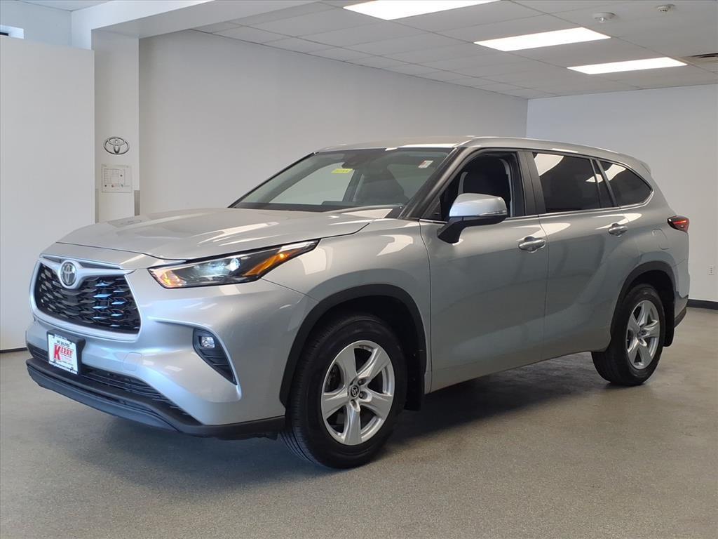 used 2024 Toyota Highlander car, priced at $36,940