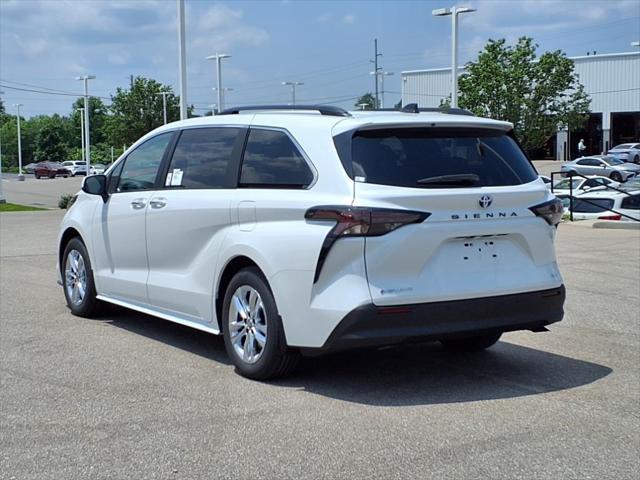 new 2025 Toyota Sienna car, priced at $51,925
