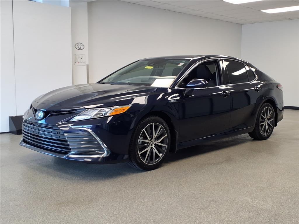 used 2021 Toyota Camry Hybrid car, priced at $27,950