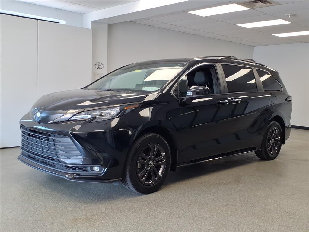used 2024 Toyota Sienna car, priced at $49,950
