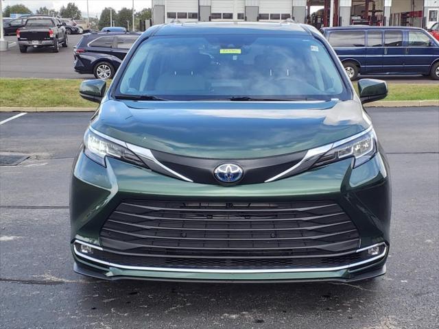 used 2023 Toyota Sienna car, priced at $49,550