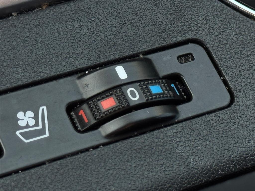 used 2019 Toyota Highlander car, priced at $33,950