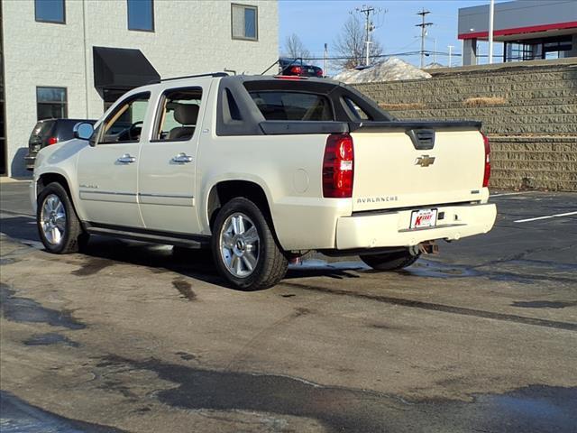 used 2010 Chevrolet Avalanche car, priced at $8,550