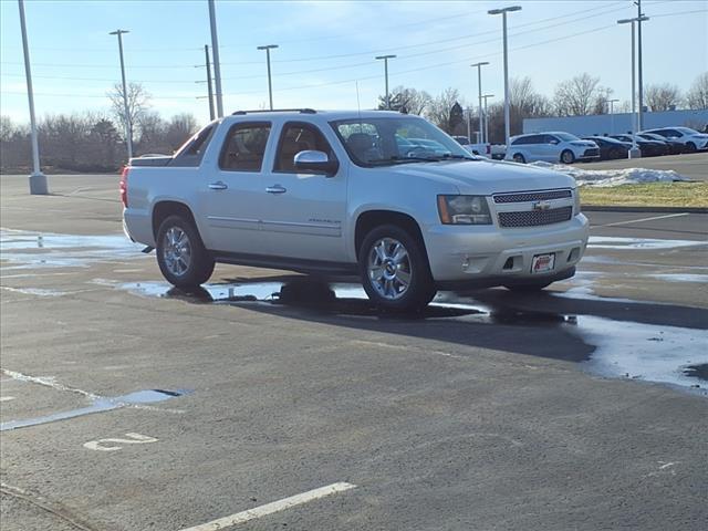 used 2010 Chevrolet Avalanche car, priced at $8,550