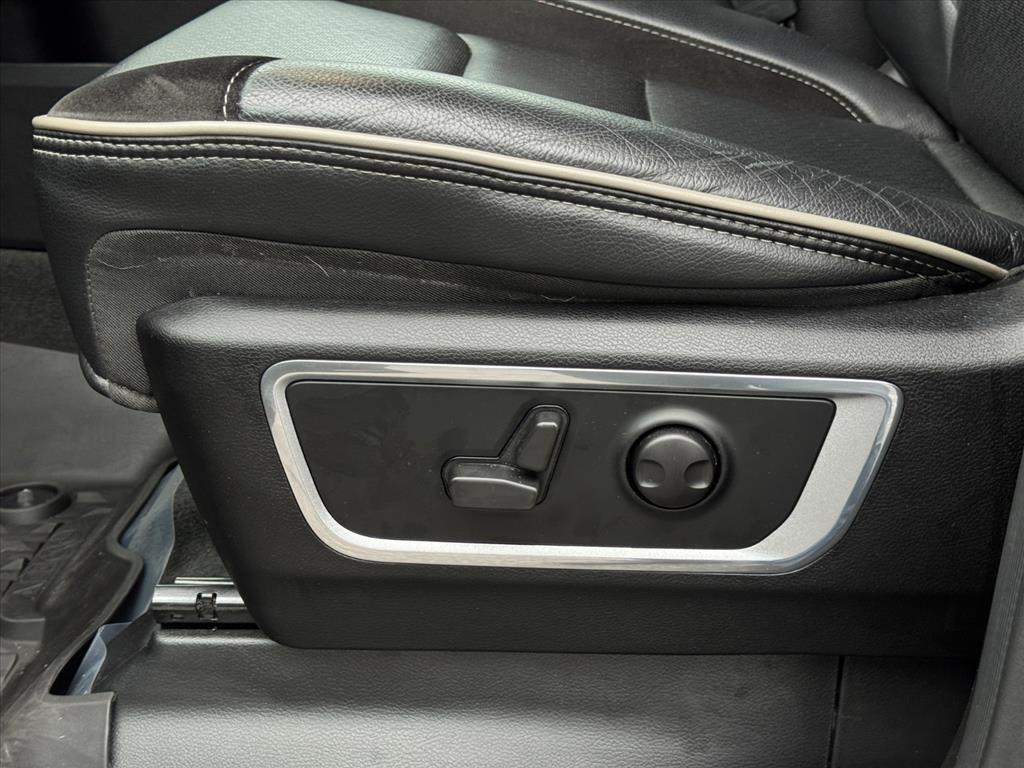 used 2022 Ram 1500 car, priced at $37,940