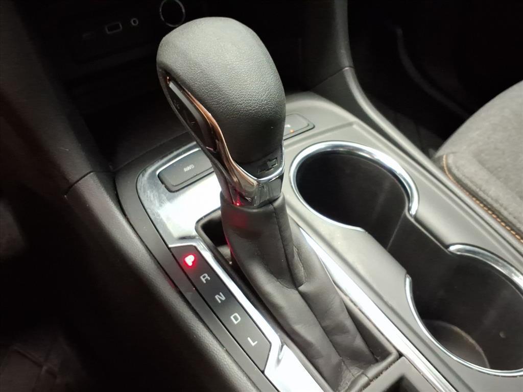 used 2024 Chevrolet Equinox car, priced at $24,950